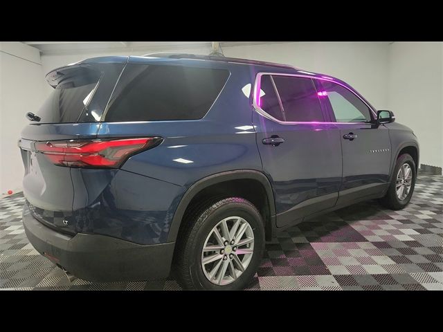 2022 Chevrolet Traverse LT Cloth