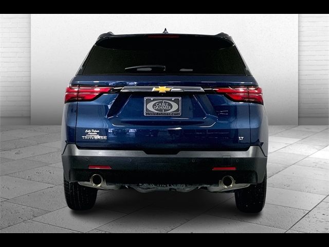 2022 Chevrolet Traverse LT Cloth