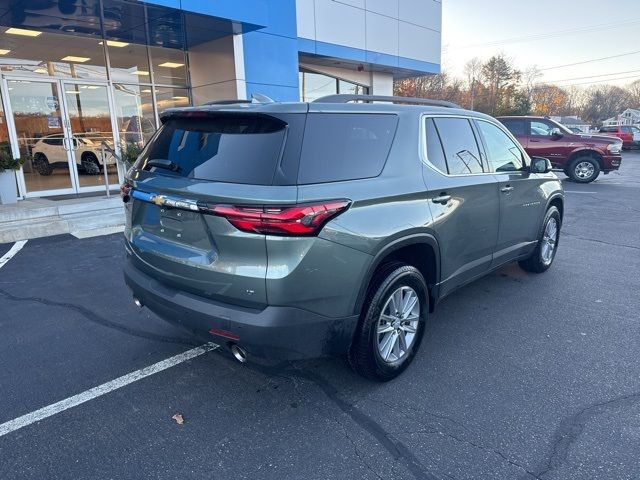 2022 Chevrolet Traverse LT Cloth