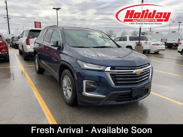 2022 Chevrolet Traverse LT Cloth