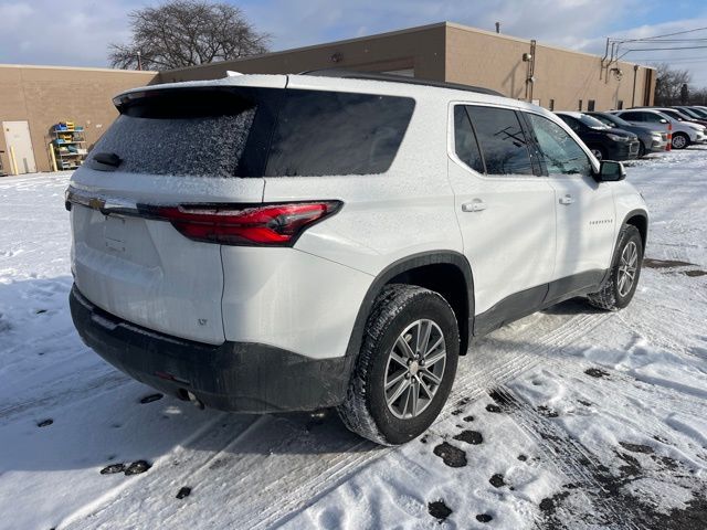 2022 Chevrolet Traverse LT Cloth