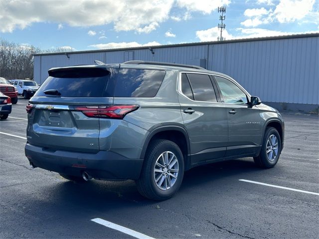 2022 Chevrolet Traverse LT Cloth