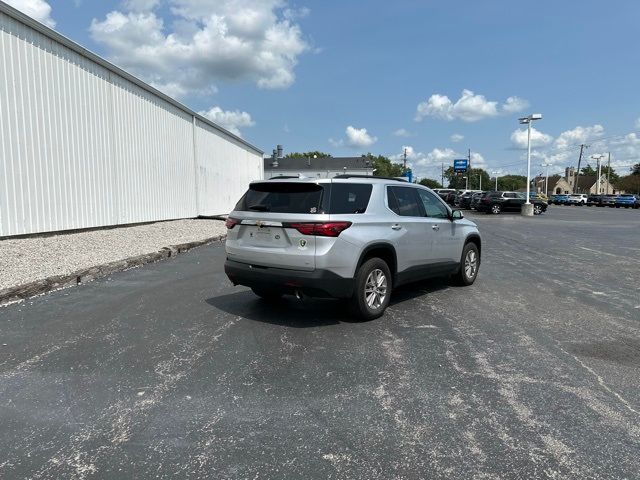 2022 Chevrolet Traverse LT Cloth