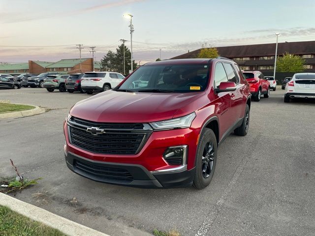 2022 Chevrolet Traverse LT Cloth