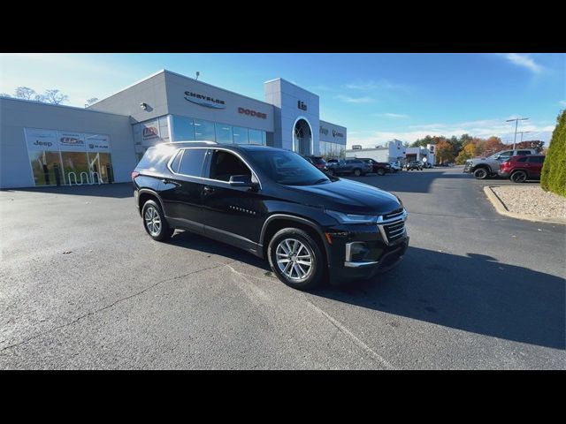 2022 Chevrolet Traverse LT Cloth