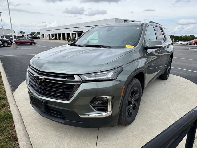 2022 Chevrolet Traverse LT Cloth