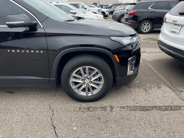 2022 Chevrolet Traverse LT Cloth