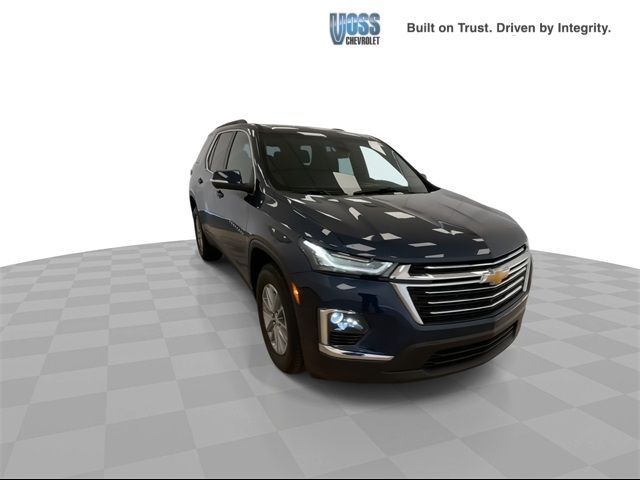 2022 Chevrolet Traverse LT Cloth