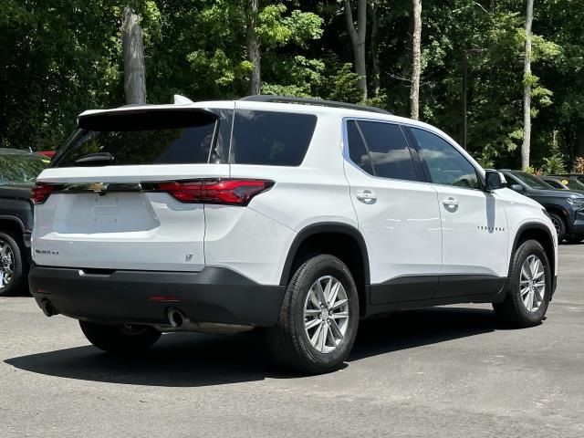 2022 Chevrolet Traverse LT Cloth