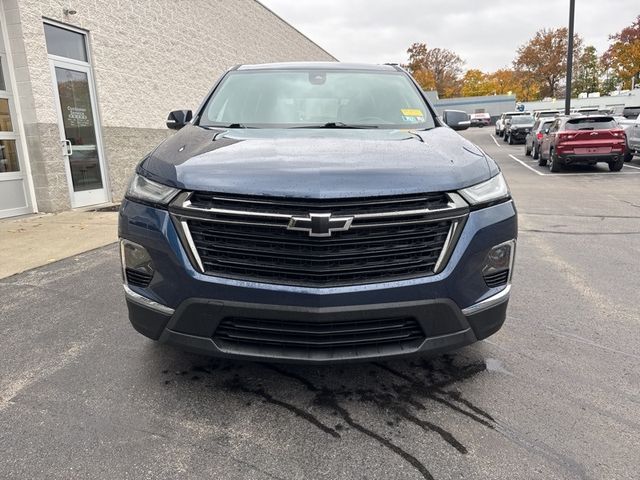 2022 Chevrolet Traverse LT Cloth