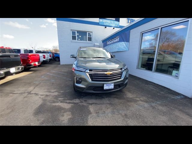 2022 Chevrolet Traverse LT Cloth