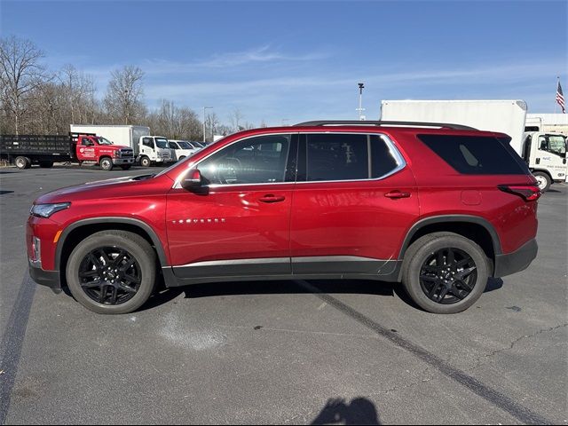 2022 Chevrolet Traverse LT Cloth