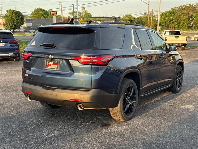 2022 Chevrolet Traverse LT Cloth
