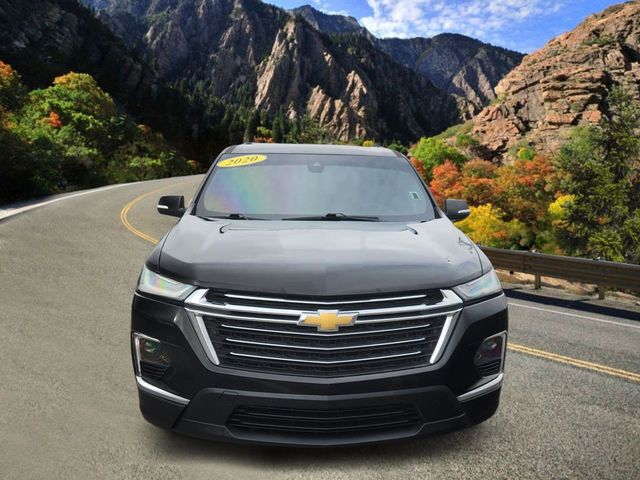 2022 Chevrolet Traverse LT Cloth