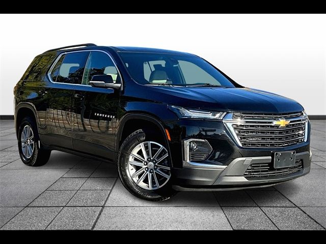 2022 Chevrolet Traverse LT Cloth