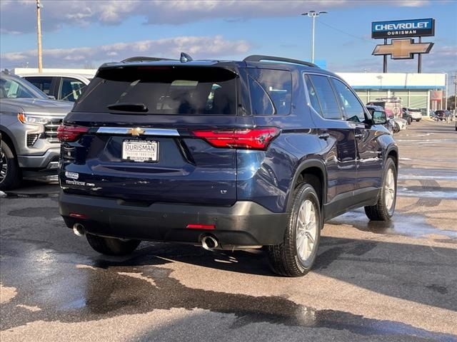 2022 Chevrolet Traverse LT Cloth