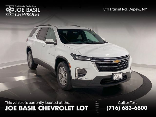 2022 Chevrolet Traverse LT Cloth