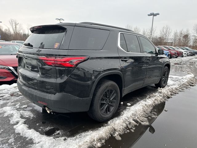 2022 Chevrolet Traverse LT Cloth