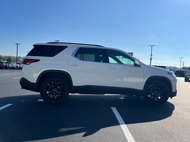 2022 Chevrolet Traverse LT Cloth