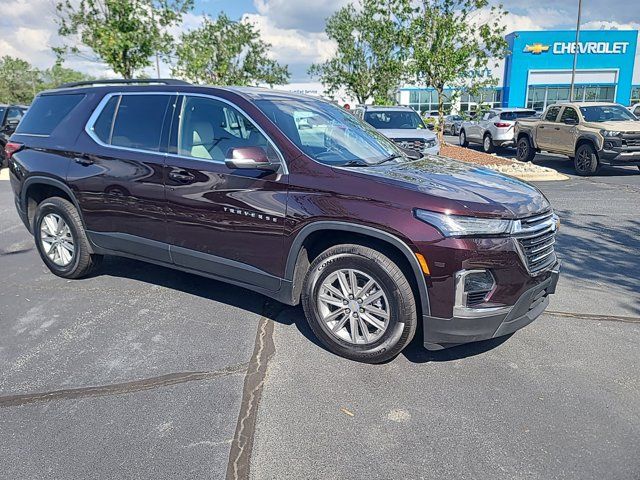 2022 Chevrolet Traverse LT Cloth