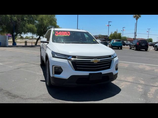 2022 Chevrolet Traverse LT Cloth