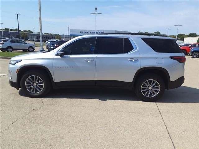 2022 Chevrolet Traverse LT Cloth