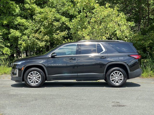 2022 Chevrolet Traverse LT Cloth