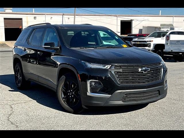 2022 Chevrolet Traverse LT Cloth