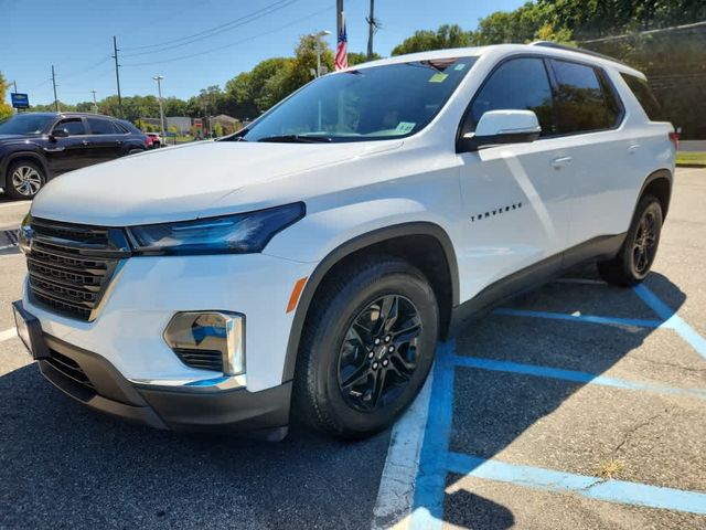 2022 Chevrolet Traverse LT Cloth