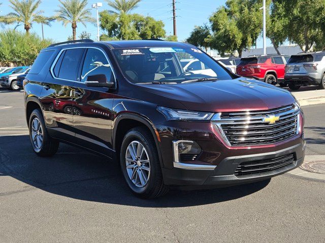 2022 Chevrolet Traverse LT Cloth