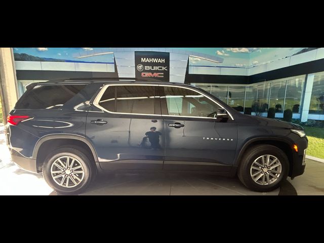 2022 Chevrolet Traverse LT Cloth