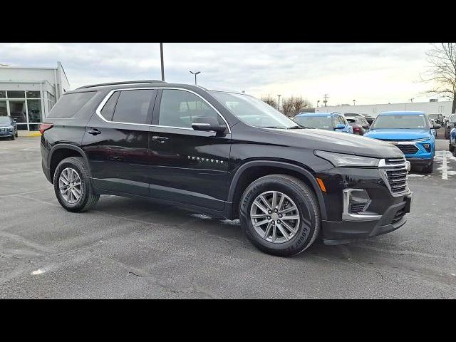 2022 Chevrolet Traverse LT Cloth