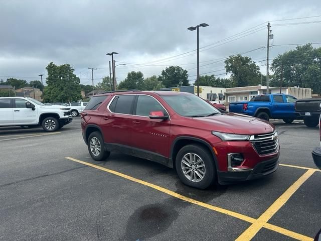 2022 Chevrolet Traverse LT Cloth