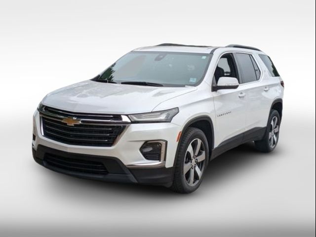 2022 Chevrolet Traverse LT Leather