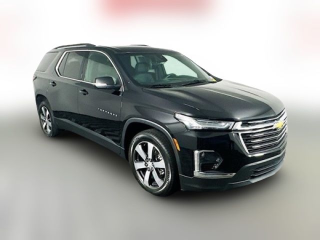 2022 Chevrolet Traverse LT Leather