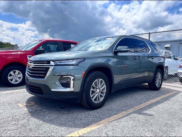 2022 Chevrolet Traverse LT Leather