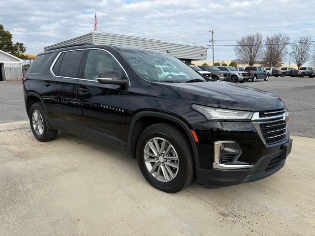 2022 Chevrolet Traverse LT Leather