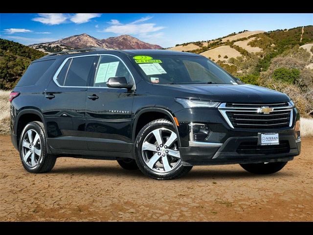 2022 Chevrolet Traverse LT Leather