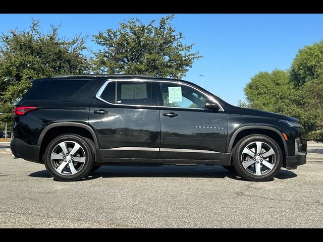 2022 Chevrolet Traverse LT Leather