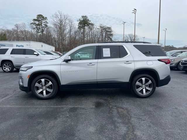 2022 Chevrolet Traverse LT Leather