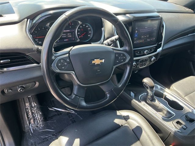 2022 Chevrolet Traverse LT Leather