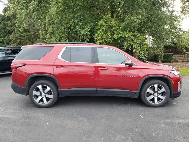 2022 Chevrolet Traverse LT Leather