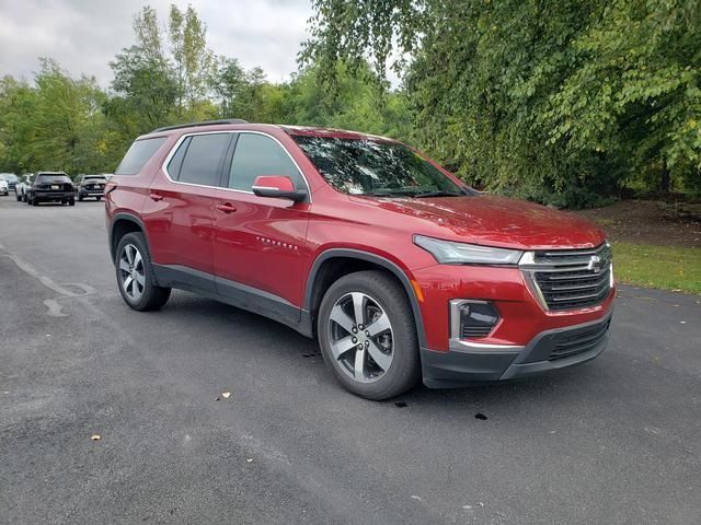 2022 Chevrolet Traverse LT Leather