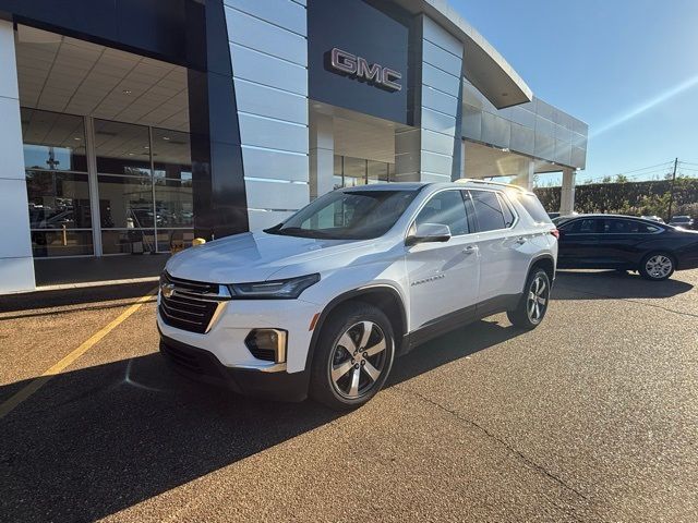 2022 Chevrolet Traverse LT Leather