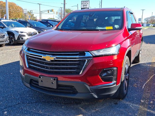 2022 Chevrolet Traverse LT Leather