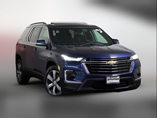 2022 Chevrolet Traverse LT Leather