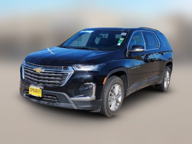 2022 Chevrolet Traverse LT Leather