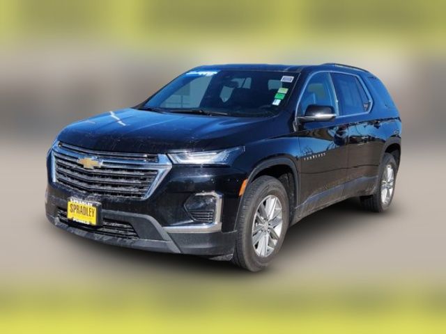 2022 Chevrolet Traverse LT Leather