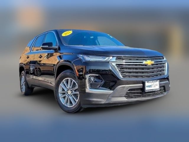 2022 Chevrolet Traverse LT Leather