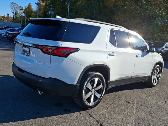 2022 Chevrolet Traverse LT Leather